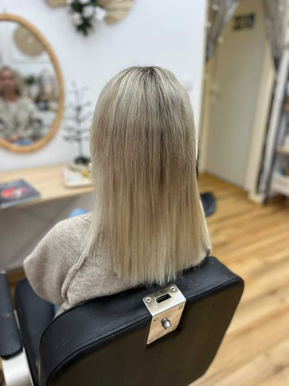 Zahuštění blond vlasů kanekalonem, výsledek